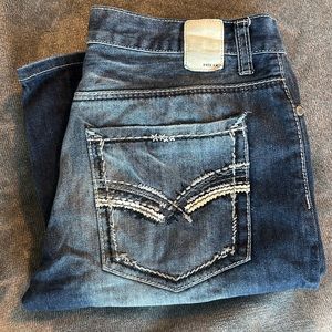 Men’s Helix brand 32x32 dark blue jeans.